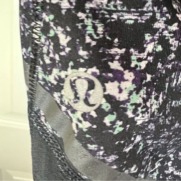 Lululemon Hop to It Crop Full on Luxtreme Size 6 Rocky Road Sand Dune - Picture 5 of 6